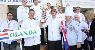 Stire din Economie : Trofeul Balada Nej "Bucătar European - Gust Tradițional" s-a dus în Olanda!