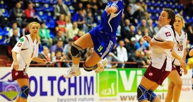 Stire din Sport : Handbalistele tricolore,  în linie dreaptă pentru Trofeul Carpați