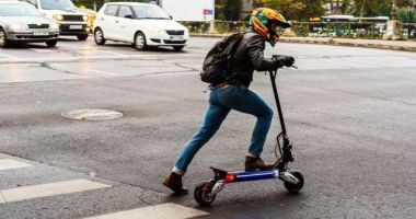Stire din Actualitate : Lege promulgată. Polița RCA devine obligatorie pentru trotinetele și bicicletele electrice