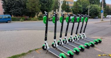 Stire din Actualitate : Trotinetele și bicicletele electrice ar putea fi conduse doar cu permis special