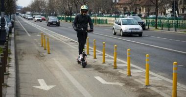 Stire din Actualitate : RCA obligatoriu pentru trotinete și biciclete electrice. Noua lege aproape de adoptare