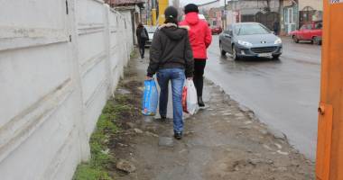 Capcanele de pe trotuarele Constanței. Ce amenzi luați dacă nu curățați după propriul câine - 3