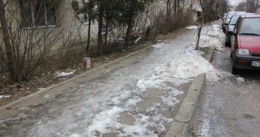Cine ne poate despăgubi dacă ne accidentăm pe gheață - 2