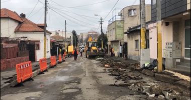 Stire din Politică-Administrație : Trotuare noi în cartierul Faleză Nord