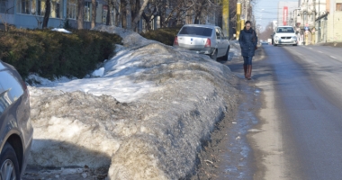 Trotuare "poleite" cu gheață. Cât de periculos este să mergi pe jos, prin Constanța - 7