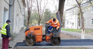 Stire din Social : S-au refăcut trotuarele de la Spitalul Clinic de Pneumoftiziologie