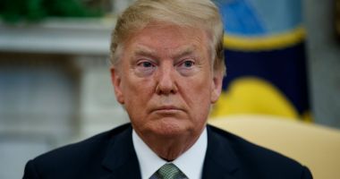 Stire din Actualitate : Donald Trump îl va primi pe Viktor Orban în 13 mai la Casa Albă