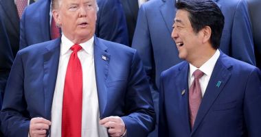 Stire din Actualitate : Trump evocă mari progrese în negocierile comerciale americano-nipone