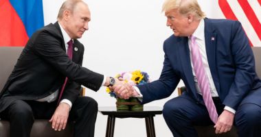 Stire din Actualitate : Discuția dintre Donald Trump și Vladimir Putin s-a încheiat. Cei doi lideri au vorbit despre un armistiţiu