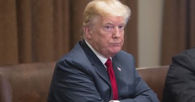 Stire din Actualitate : Trump afirmă  că întâlnirea  cu Kim Jong Un  ar putea fi anulată