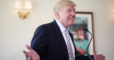 Stire din Actualitate : Donald Trump spune "pas" salariului de la Casa Albă