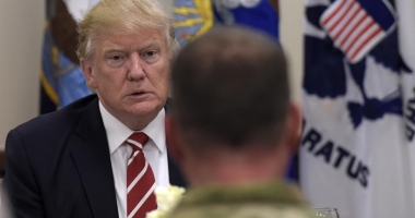 Stire din Actualitate : Gest istoric. Trump și Erdogan au bătut palma