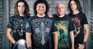 Stire din Cultură-Educație : Seară 100% Compact,  în Club Phoenix