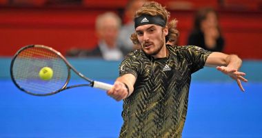 Stire din Sport : Tenis: Tsitsipas a abandonat la turneul Masters 1000 de la Paris