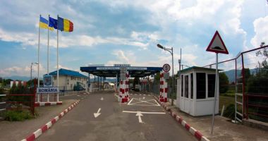 Stire din Actualitate : Peste 12.000 de ucraineni au intrat în România în ultimele 24 de ore