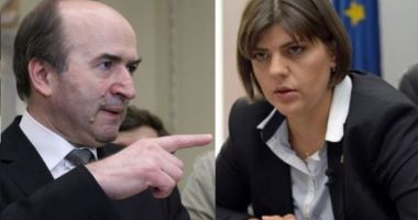 Stire din Eveniment : Tudorel Toader: Sunt pregătit să sesizez CCR dacă președintele Iohannis nu o revocă pe șefa DNA Laura Codruța Kovesi