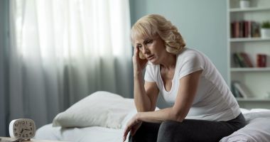 Stire din Sănătate : Care sunt cauzele tulburărilor de somn la menopauză