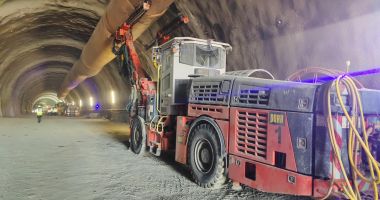 Primul tunel de autostradă din România, săpat aproape jumătate - 1