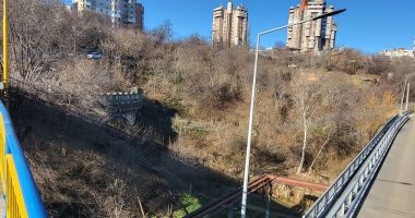 Sârmă ghimpată în loc de şantier în lucru! Tunelul Palas, suferinţă în tăcere - 2