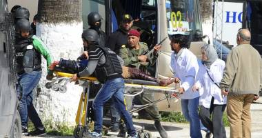 Stire din Actualitate : UPDATE. 19 TURIȘTI AU FOST OMORÂȚI în atacul de la Parlamentul tunisian / Galerie foto