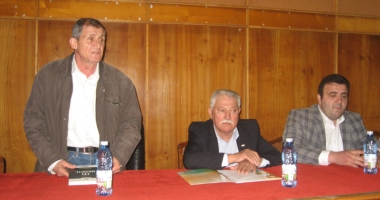 Tunsul oilor e mai scump decât prețul lânii - 8