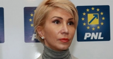 Stire din Politică-Administrație : PNL solicită audierea în Parlament a premierului Grindeanu