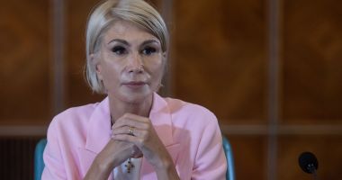 Stire din Politică-Administrație : Raluca Turcan: „Din septembrie trebuie să intre în plată noile pensii recalculate, echitabile”