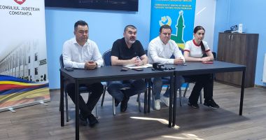 Stire din Cultură-Educație : Începe Festivalul Internațional al Dansului, Cântecului și Portului Popular Turco-Tatar. " Va fi o ediție mai frumoasă ca anul trecut"