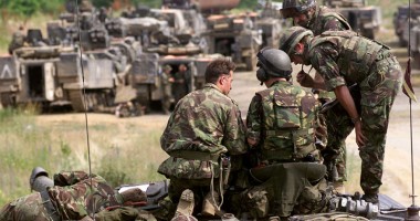 Stire din Actualitate : Turcia a trimis tunuri și rachete la granița cu Siria
