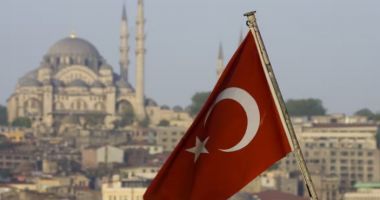 Este oficial! Cetăţenii români vor putea călători în Turcia, în scop turistic, doar cu buletinul