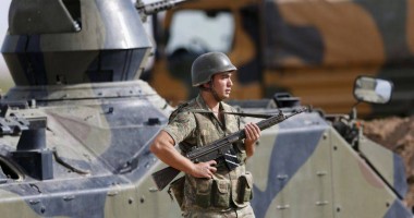 Stire din Actualitate : Armata turcă a bombardat un convoi SIIL în Siria