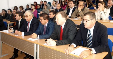 Stire din Cultură-Educație : Evoluția istorică a Turciei, în simpozion  la Universitatea "Ovidius"