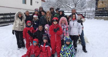 Stire din Social : Turiștii străini au cheltuit mai mulți bani în România, anul acesta