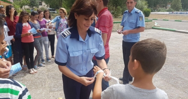 Campanie de informare printre turiști