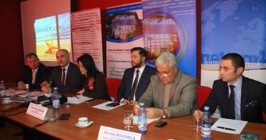 Turiștii vor fuma numai pe plajă în noul sezon estival - 3