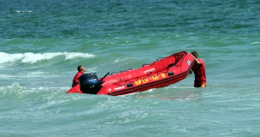 Stire din Eveniment : Turist salvat  în ultimul moment de la înec