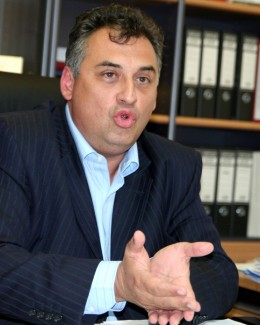 Stire din Politică-Administrație : Scandalul de la Mangalia ia proporții. Cum se justifică Tusac?