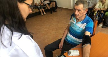"Tu știi ce vârstă au arterele tale?", program special pentru seniori