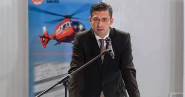 Stire din Politică-Administrație : 1500 de români repatriați din Italia, carantinați în Mamaia. "Este un act iresponsabil !"