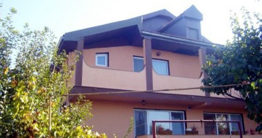 Stire din Eveniment : Moarte suspectă la un azil ilegal din Tuzla