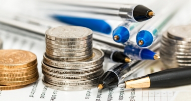 Stire din Economie : "Plata defalcată a TVA va duce la blocarea economiei"