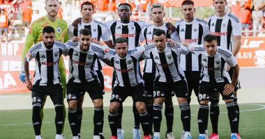 Stire din Sport : Universitatea Cluj s-a despărţit de şase jucători
