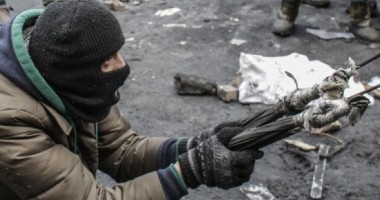 Stire din Actualitate : Razboi civil în Ucraina / Militanți separatiști proruși ocupă televiziunea regională de la Donețk