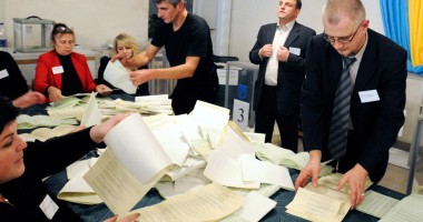 Stire din Actualitate : UE cere Ucrainei să publice rapid rezultatele alegerilor legislative