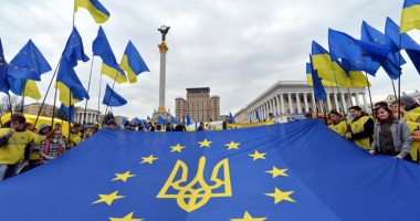 Stire din Actualitate : Ucraina va relua demersurile pentru semnarea acordului cu UE