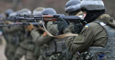 Stire din Actualitate : Ucraina  lansează exerciții militare comune cu NATO  în vestul țării