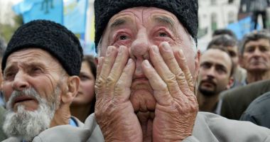 Stire din Actualitate : Ucraina cere comunității internaționale să recunoască drept genocid deportarea tătarilor