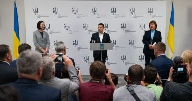 Stire din Actualitate : Ucraina a lansat, în sfârșit, tribunalul său anticorupție