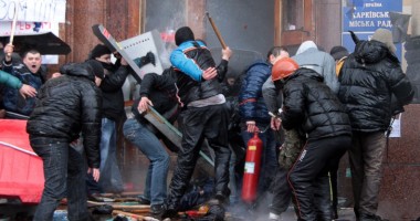 Stire din Actualitate : Bombardamente în Donețk: Zece persoane au decedat și nouă au fost rănite, în prima zi a noului an școlar