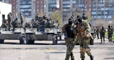 Stire din Actualitate : Criza din Ucraina. Primarul prorus al orașului Harkov, grav rănit